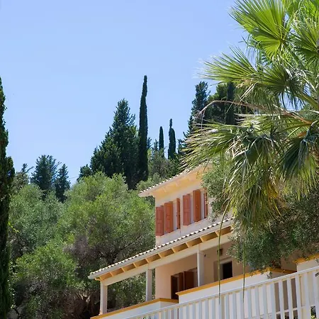 Odyssey ホテル 2*